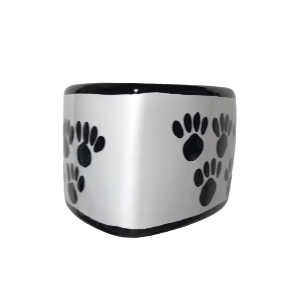 Black & White Ceramic Fish Shaped Cat Bowl